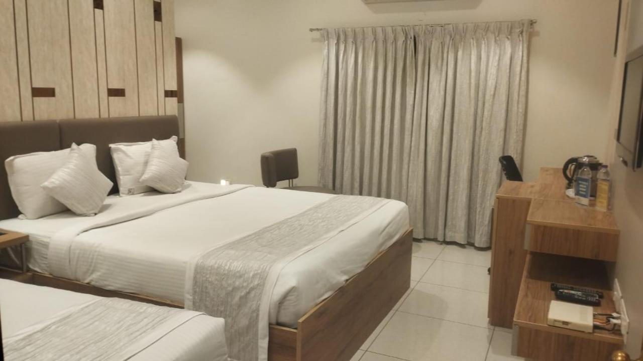 Hotel Annapoorna Residency سيكَندراباد المظهر الخارجي الصورة